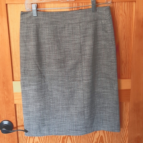 Ann Taylor Gray Suiting Style Skirt - Picture 1 of 5